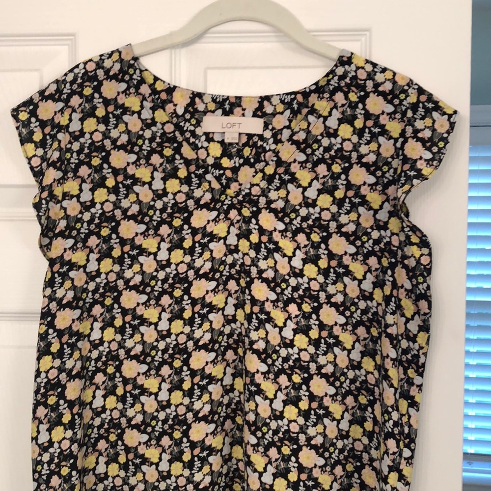 Women’s LOFT floral top